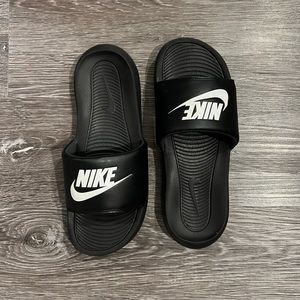 Nike Slides Size 7
